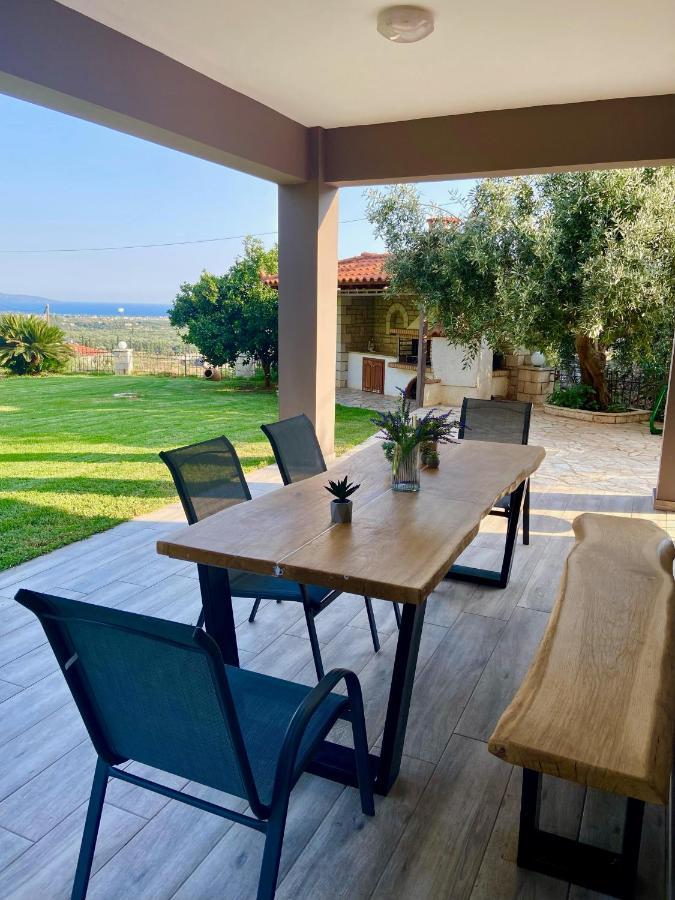 Akrivi'S House In Kalamata Exterior photo